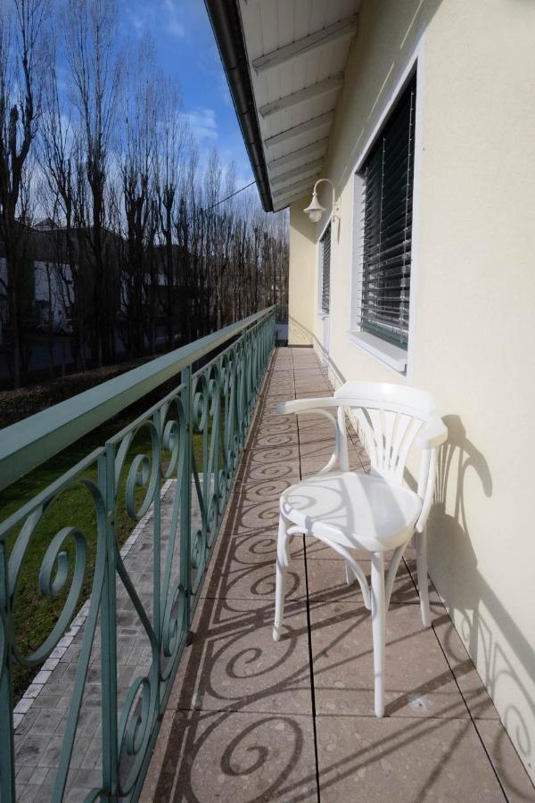 Aparthome L.I.N.Z. Bergham Exterior photo
